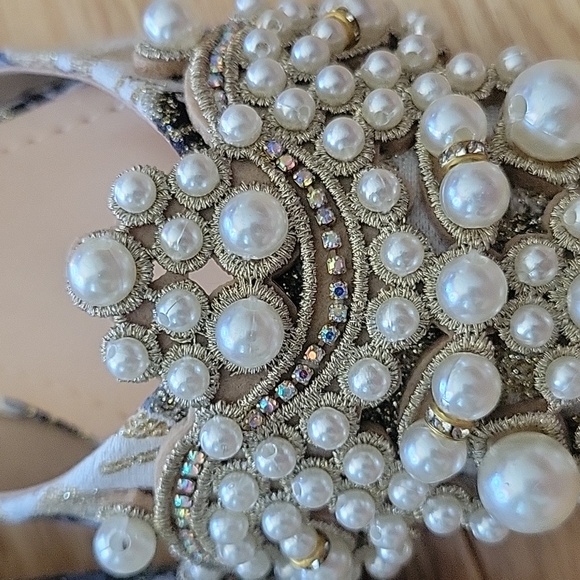 New! Women Pearl Rhinestone Pointed Toe Flat Shoes - Picture 12 of 12